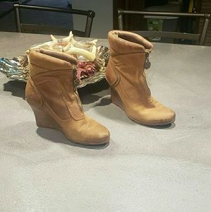 Timberland wedge heeled boots
